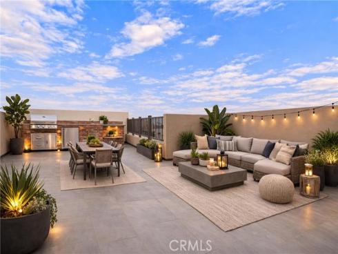 809  Brickyard   Lane, Costa Mesa, CA