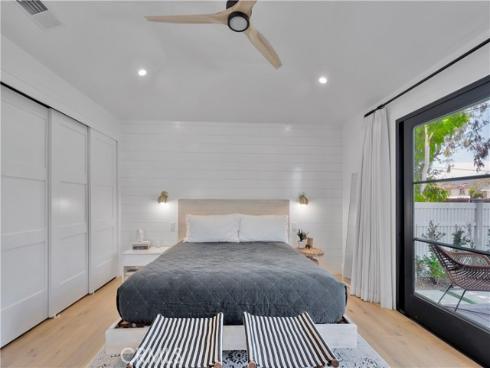 206  Del Mar   Avenue, Costa Mesa, CA