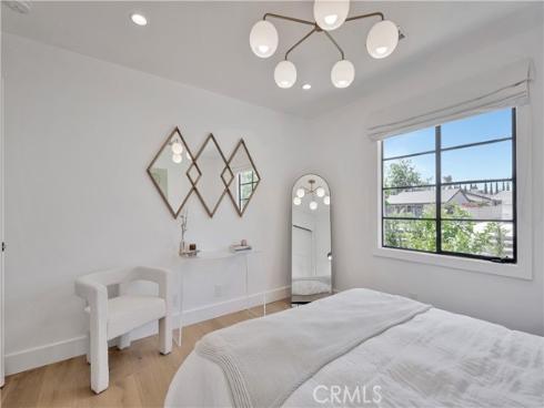 206  Del Mar   Avenue, Costa Mesa, CA