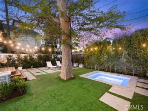 206  Del Mar   Avenue, Costa Mesa, CA