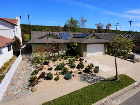 940  Cheyenne  , Costa Mesa, CA