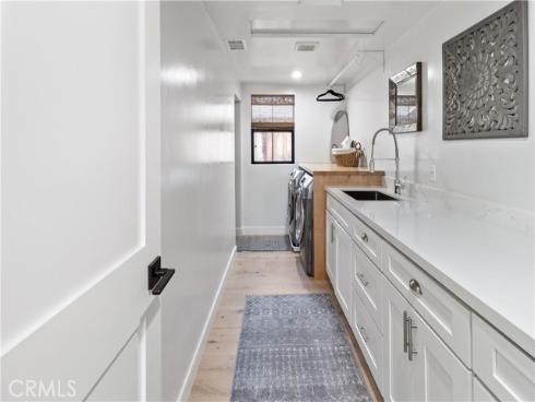 278  Virginia   Place, Costa Mesa, CA