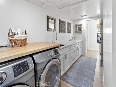 278  Virginia   Place, Costa Mesa, CA