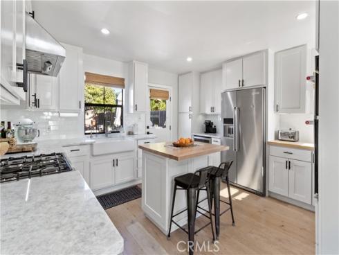 278  Virginia   Place, Costa Mesa, CA