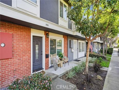 106  Lexington  , Costa Mesa, CA
