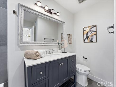 106  Lexington  , Costa Mesa, CA