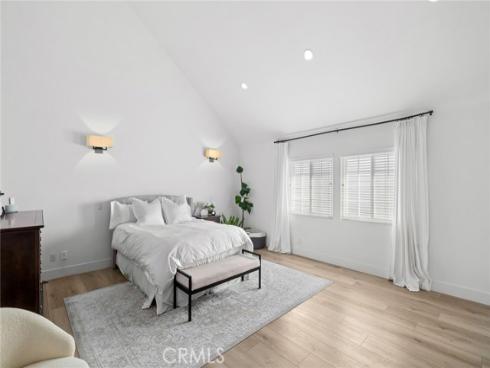 133  Cecil  B  Place, Costa Mesa, CA