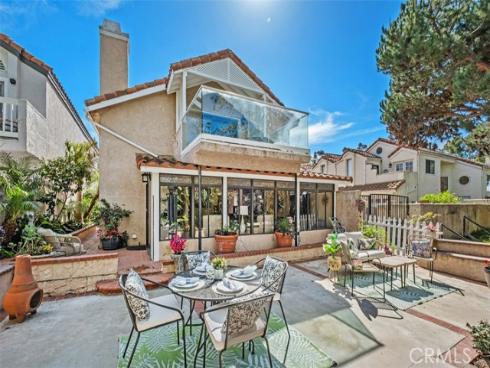 1945  Sundance  , Costa Mesa, CA