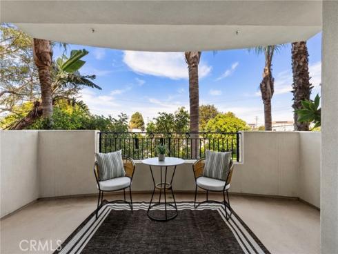 401  Bernard  211  Street, Costa Mesa, CA