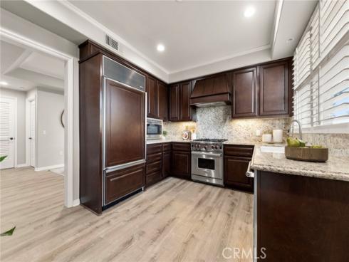 401  Bernard  211  Street, Costa Mesa, CA