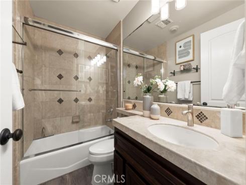 401  Bernard  211  Street, Costa Mesa, CA