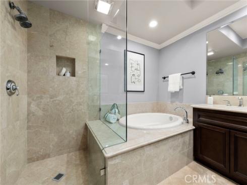 401  Bernard  211  Street, Costa Mesa, CA