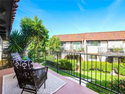 3058  Club House   Road, Costa Mesa, CA