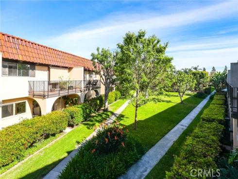 3058  Club House   Road, Costa Mesa, CA