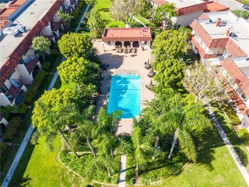 3058  Club House   Road, Costa Mesa, CA