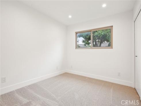 1147  Charleston  , Costa Mesa, CA