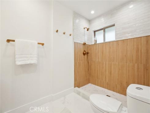 1147  Charleston  , Costa Mesa, CA