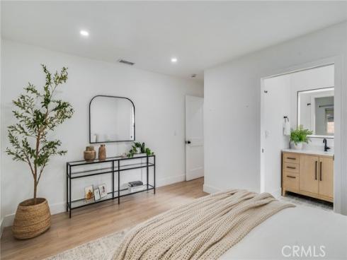 1608  Elm  , Costa Mesa, CA