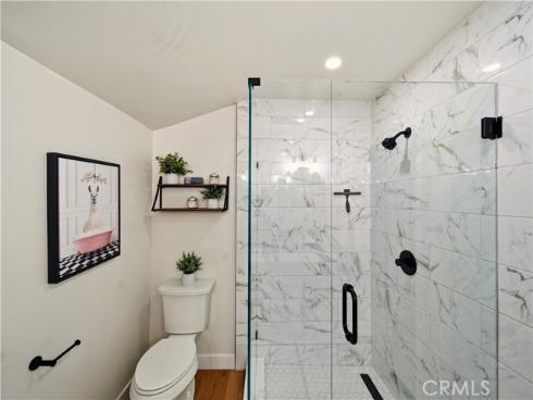 324  Sydney  , Costa Mesa, CA