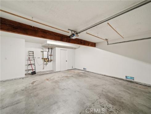 324  Sydney  , Costa Mesa, CA