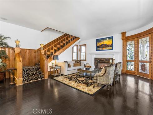 1919  Santa Ana  , Costa Mesa, CA