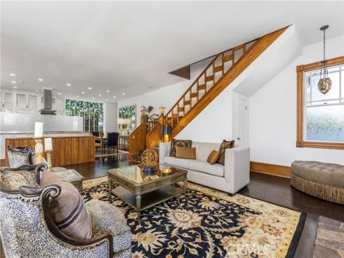 1919  Santa Ana  , Costa Mesa, CA