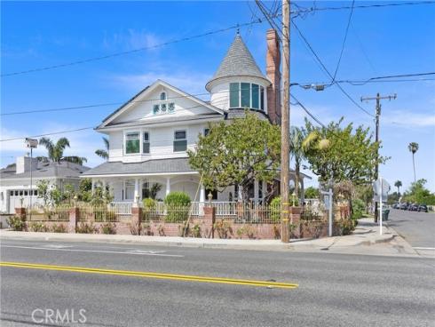 1919  Santa Ana  , Costa Mesa, CA