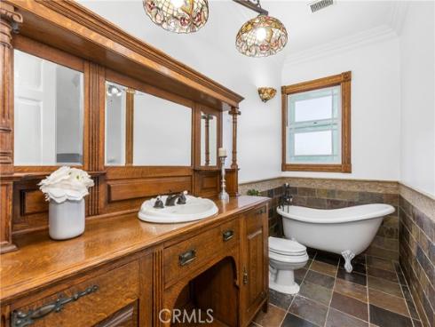 1919  Santa Ana  , Costa Mesa, CA