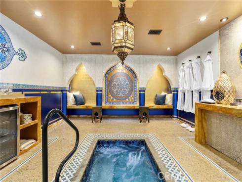 1919  Santa Ana  , Costa Mesa, CA