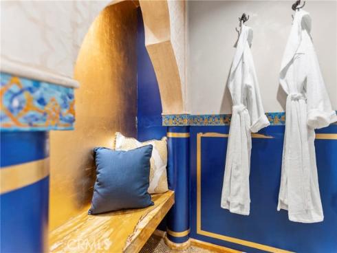 1919  Santa Ana  , Costa Mesa, CA