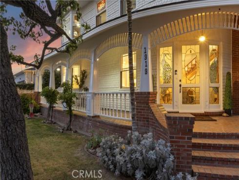 1919  Santa Ana  , Costa Mesa, CA