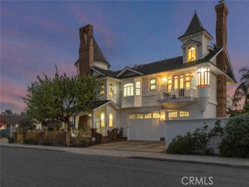 1919  Santa Ana  , Costa Mesa, CA