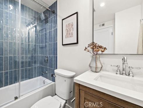 937 Carnation , Costa Mesa, CA