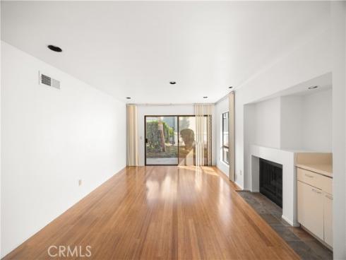 3437  Pinebrook  101  Circle, Costa Mesa, CA