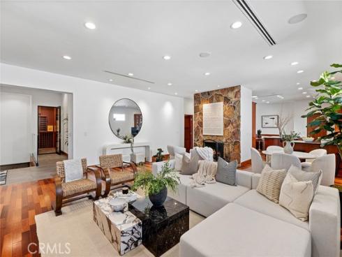 450  Cabrillo  , Costa Mesa, CA