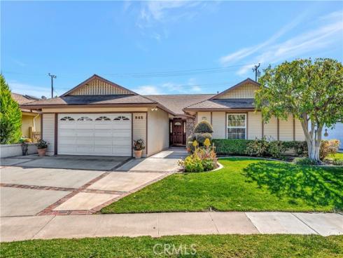 945  Lansing   Lane, Costa Mesa, CA
