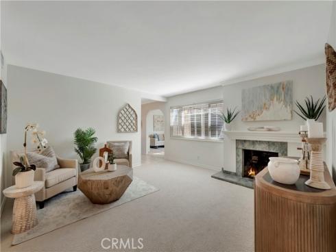 945  Lansing   Lane, Costa Mesa, CA