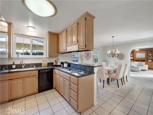 945  Lansing   Lane, Costa Mesa, CA