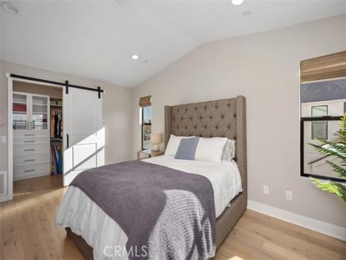 2076  Tablelands Way  , Costa Mesa, CA