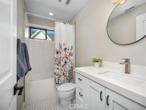 2076  Tablelands Way  , Costa Mesa, CA