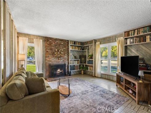 300  Alva  , Costa Mesa, CA