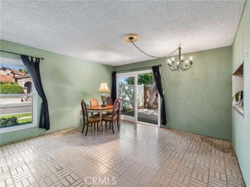 300  Alva  , Costa Mesa, CA