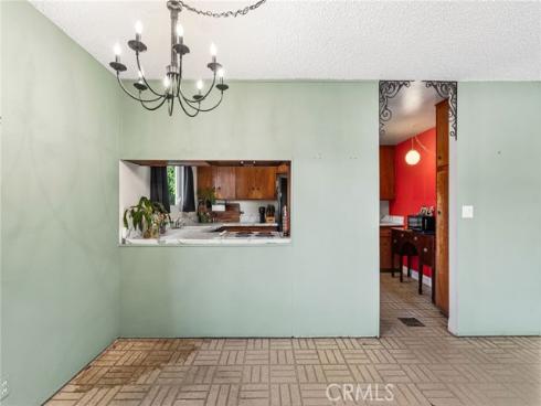 300  Alva  , Costa Mesa, CA