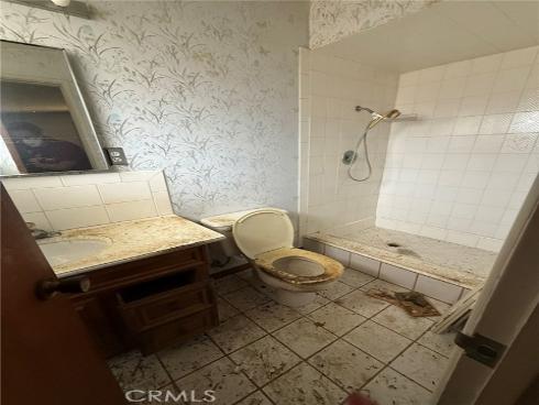 2333  Rutgers  , Costa Mesa, CA