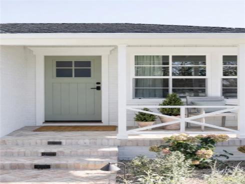 2650 Riverside Drive