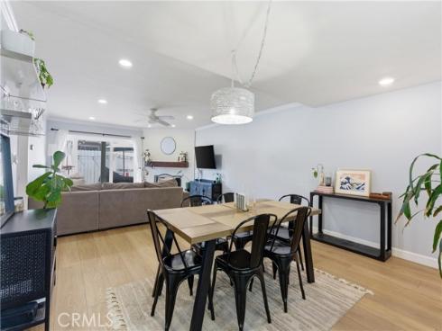 1741  Tustin Ave  3C , Costa Mesa, CA