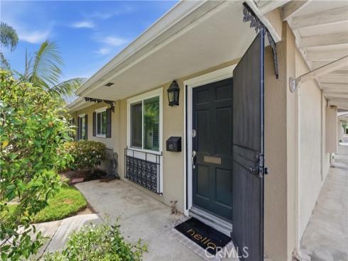 1741  Tustin Ave  3C , Costa Mesa, CA