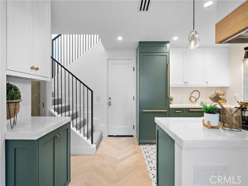 2528  Alder   Lane, Costa Mesa, CA