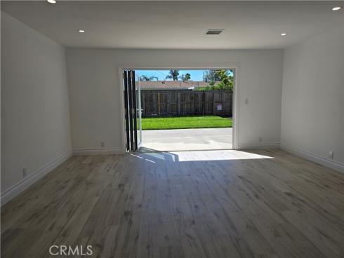 871  Joann  , Costa Mesa, CA