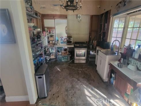 2045  Goldeneye  , Costa Mesa, CA